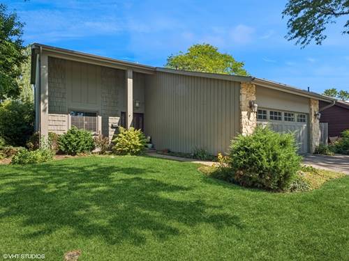 68 E Garden, Palatine, IL 60067