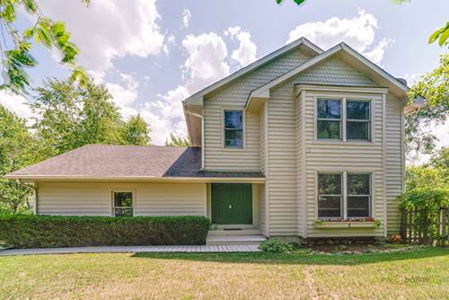 24 Hickory, Oakwood Hills, IL 60013