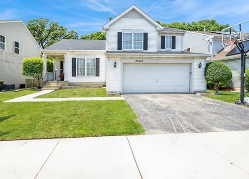 25644 W Brooks Farm, Round Lake, IL 60073