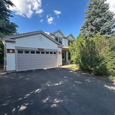 724 Cimarron, Cary, IL 60013