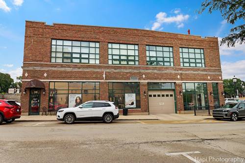 110 n 2nd Unit 4, West Dundee, IL 60118