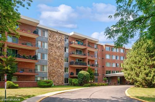 18 E Old Willow Unit 106N, Prospect Heights, IL 60070