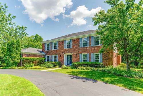 555 W Everett, Lake Forest, IL 60045