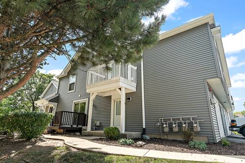 2725 Weeping Willow Unit D, Lisle, IL 60532