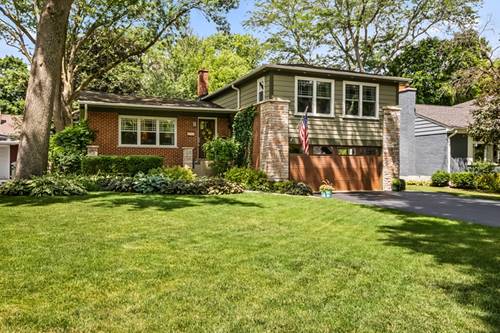 228 S Glendale, Barrington, IL 60010
