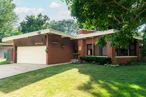 817 Meadow, Sycamore, IL 60178