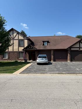 1704 Lakecliffe Unit B, Wheaton, IL 60189