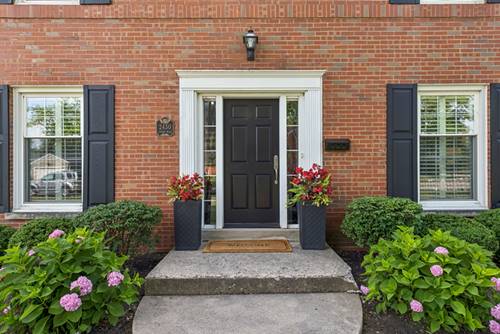 2430 Covert, Glenview, IL 60025