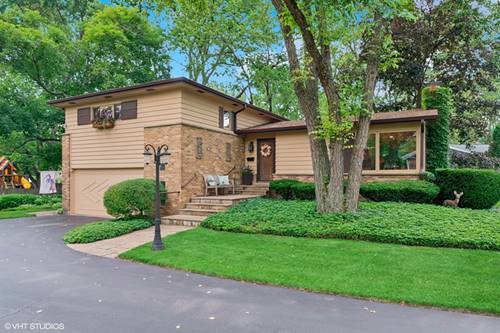 1622 Village Green, Deerfield, IL 60015
