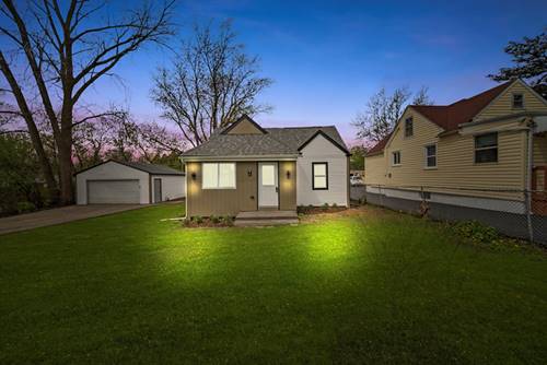 1326 N Poplar, Round Lake Beach, IL 60073