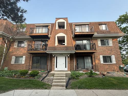 4170 Cove Unit 2B, Glenview, IL 60025