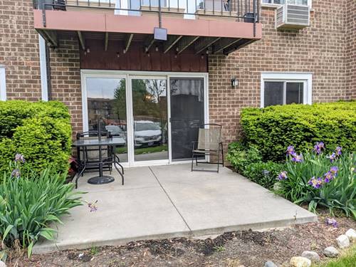 10369 Dearlove Unit 1H, Glenview, IL 60025