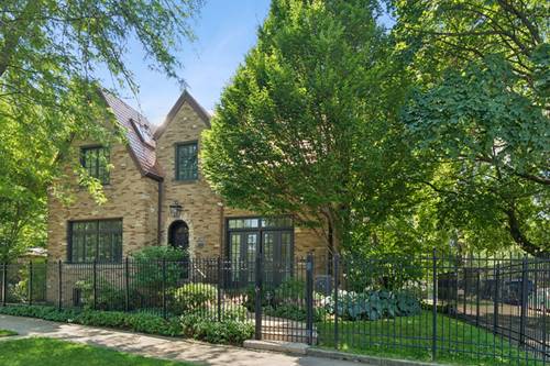 3045 W Ardmore, Chicago, IL 60659