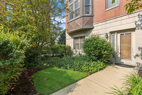 743 W 15th, Chicago, IL 60607