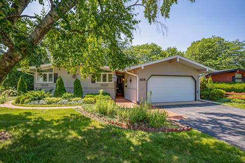 808 Lill, Barrington, IL 60010
