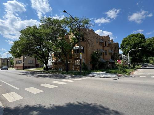 1836 W Marquette, Chicago, IL 60636
