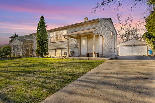 1824 Endicott, Carpentersville, IL 60110