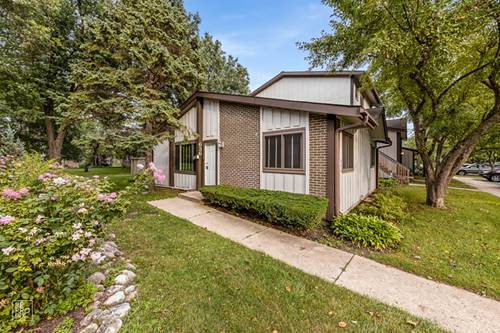 636 Forum, Roselle, IL 60172