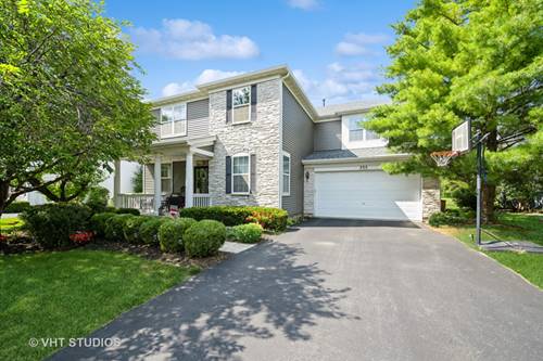 322 Parkstone, Cary, IL 60013