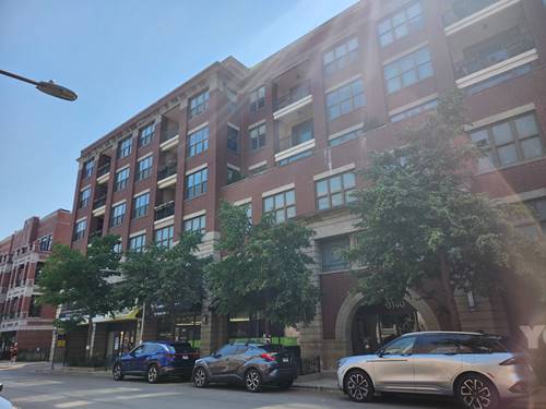 3140 N Sheffield Unit 401, Chicago, IL 60657