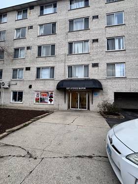 1227 S Harlem Unit 415, Berwyn, IL 60402