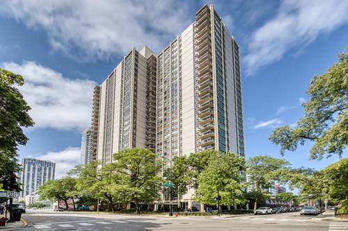 1255 N Sandburg Unit 1211E, Chicago, IL 60610