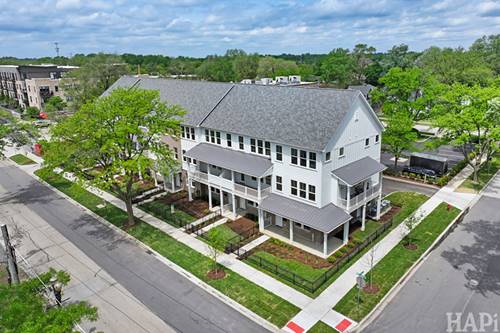 150 Washington Unit 150, Barrington, IL 60010