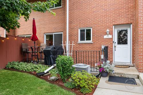 502 Burning Tree, Naperville, IL 60563