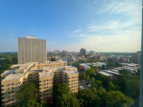 5100 N Marine, Chicago, IL 60640