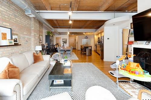 612 N Oakley Unit 206, Chicago, IL 60612