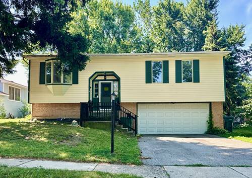 899 Carl, Elgin, IL 60120