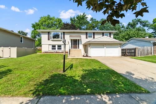 149 Springhill, Bolingbrook, IL 60440