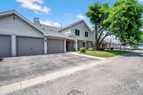 7000 Remington Unit 102, Woodridge, IL 60517