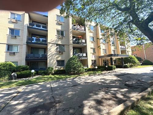 1340 W Touhy Unit 307, Chicago, IL 60626