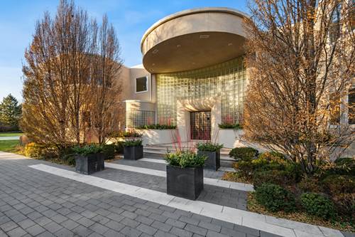 2700 Point, Highland Park, IL 60035