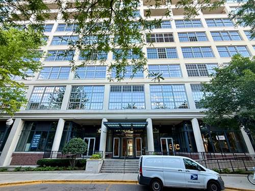900 N Kingsbury Unit 861, Chicago, IL 60610