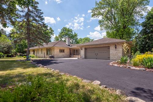 1090 Roselle, Inverness, IL 60067