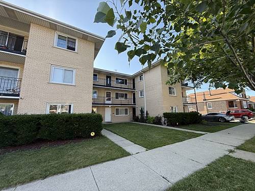 5925 W Montrose Unit 3C, Chicago, IL 60634