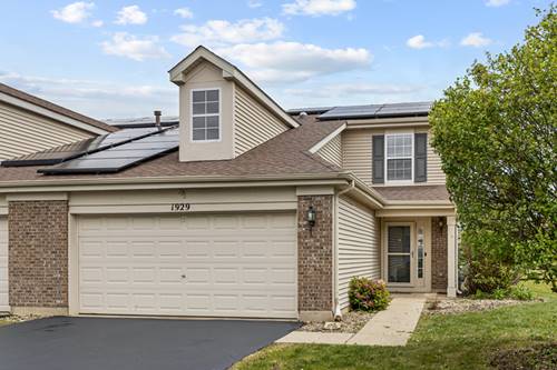 1929 Diamond Head, Pingree Grove, IL 60140