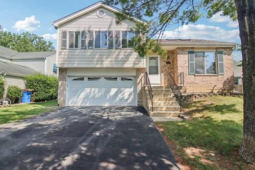 2448 Carlton, Woodridge, IL 60517