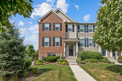 400 Shadow, Oswego, IL 60543