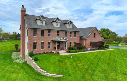 575 Hidden Creek, Antioch, IL 60002