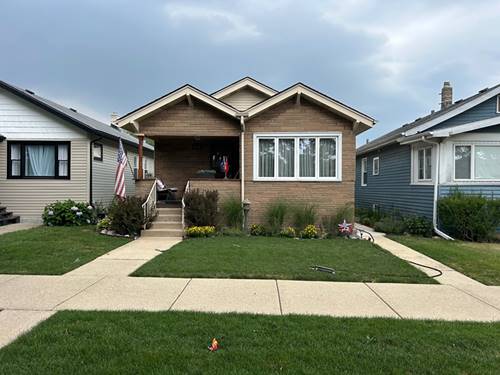 5542 W Grace, Chicago, IL 60641