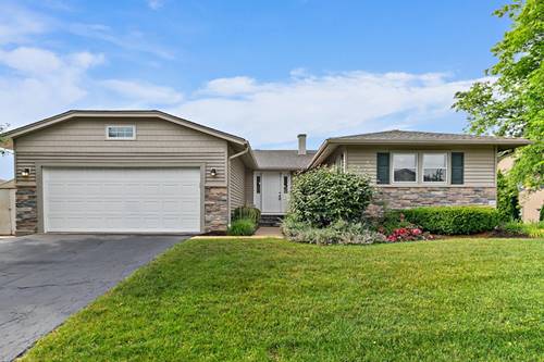 1642 Iowa, Elk Grove Village, IL 60007