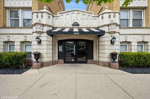 4240 N Clarendon Unit 301S, Chicago, IL 60613