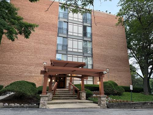 5810 Oakwood Unit 3M, Lisle, IL 60532