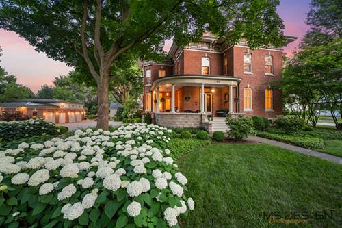 740 W State, Sycamore, IL 60178