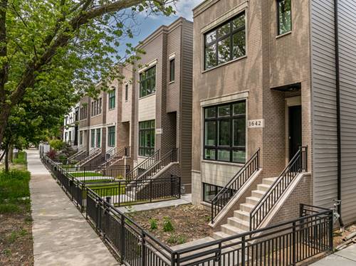 1642 W Wolfram, Chicago, IL 60657