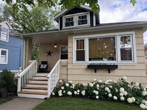 1235 Darrow, Evanston, IL 60202