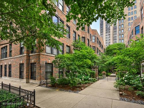 2319 N Commonwealth Unit 2E, Chicago, IL 60614